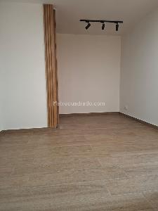 Apartaestudio en arriendo en Ciudad Salitre, Bogotá, 42 m² · foto 2 de 20
