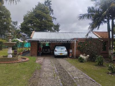 Casa de 5 alcobas en venta en Finca Ainsuca, Chía, 600 m² · foto 17 de 17