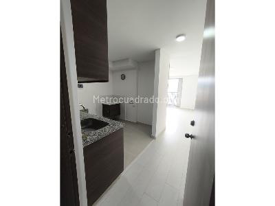 Apartaestudio en venta en Santa Teresa, Bogotá, 33 m² · foto 2 de 20