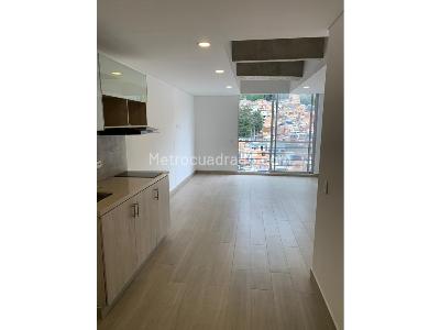 Apartaestudio en arriendo en La Macarena, Bogotá, 29 m² · foto 2 de 12