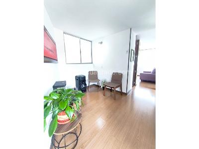 Apartamento de 3 alcobas en venta en Castilla La Nueva, Bogotá, 75 m² · foto 18 de 20