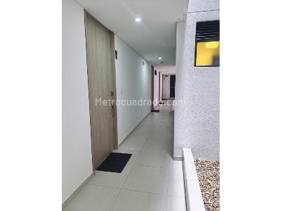 Apartaestudio en venta en Cedritos, Bogotá, 35 m² · foto 2 de 20