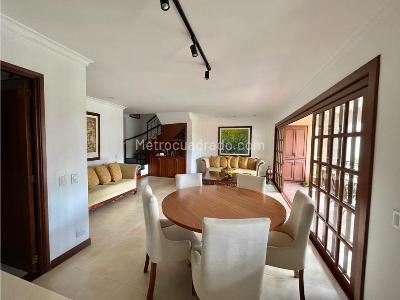 Apartamento de 3 alcobas en venta en Santa Rita, Cali, 190 m² · foto 4 de 20