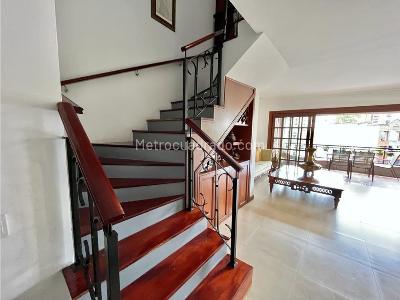 Apartamento de 3 alcobas en venta en Santa Rita, Cali, 190 m² · foto 12 de 20