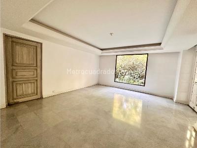 Apartamento en venta en La Arboleda, Cali · foto 4 de 16