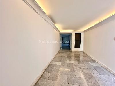 Apartamento en venta en La Arboleda, Cali · foto 8 de 16