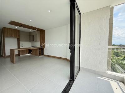 Apartamento en venta en Pance, Cali · foto 3 de 17