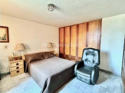 Apartamento de 3 alcobas en venta en Versalles, Cali, 150 m² · foto 11 de 17