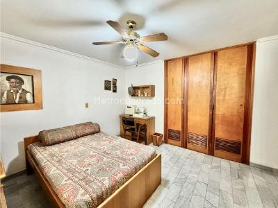 Apartamento de 3 alcobas en venta en Versalles, Cali, 150 m² · foto 17 de 17