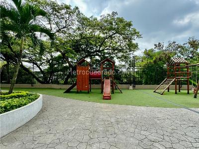 Apartamento de 3 alcobas en venta en Menga, Cali, 175 m² · foto 17 de 18