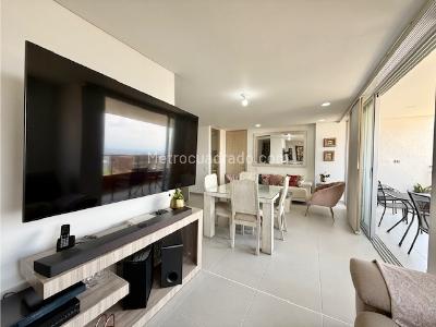 Apartamento de 2 alcobas en venta en Cristales, Cali, 102 m² · foto 11 de 19
