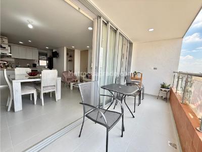Apartamento de 2 alcobas en venta en Cristales, Cali, 102 m² · foto 17 de 19