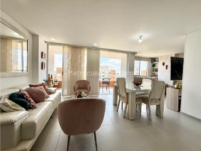 Apartamento de 2 alcobas en venta en Cristales, Cali, 102 m² · foto 2 de 19