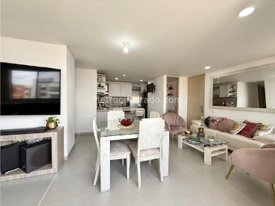 Apartamento de 2 alcobas en venta en Cristales, Cali, 102 m² · foto 7 de 19