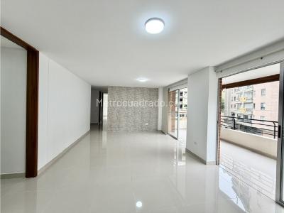 Apartamento de 3 alcobas en venta en Cristales, Cali, 127 m² · foto 6 de 20