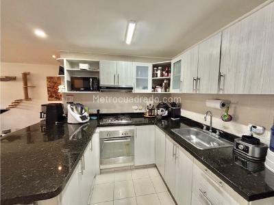 Apartamento de 2 alcobas en venta en El Peñon, Cali, 103 m² · foto 13 de 17