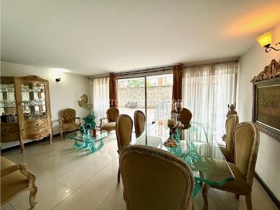 Apartamento de 3 alcobas en venta en La Flora, Cali, 174 m² · foto 2 de 19