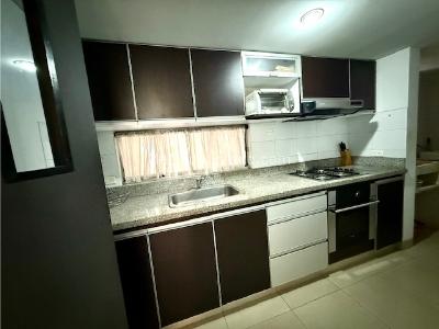 Apartamento de 3 alcobas en venta en La Flora, Cali, 174 m² · foto 5 de 19