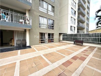 Apartamento de 3 alcobas en venta en La Flora, Cali, 174 m² · foto 18 de 19