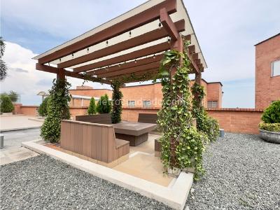 Apartamento de 3 alcobas en venta en Cristales, Cali, 123 m² · foto 17 de 20