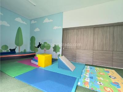 Apartamento de 3 alcobas en venta en Cristales, Cali, 123 m² · foto 19 de 20