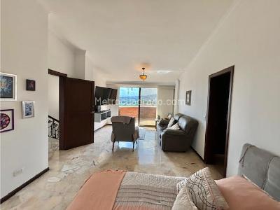 Apartamento de 4 alcobas en venta en Seminario, Cali, 256 m² · foto 4 de 20