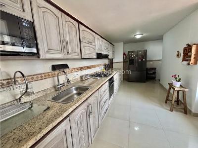 Apartamento de 4 alcobas en venta en Seminario, Cali, 256 m² · foto 6 de 20