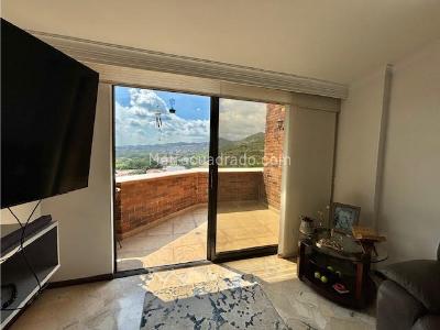 Apartamento de 4 alcobas en venta en Seminario, Cali, 256 m² · foto 10 de 20