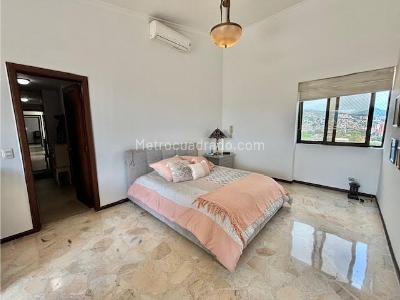 Apartamento de 4 alcobas en venta en Seminario, Cali, 256 m² · foto 14 de 20