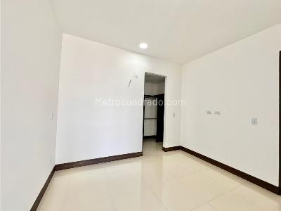 Apartamento de 2 alcobas en venta en Bellavista, Cali, 99 m² · foto 3 de 11