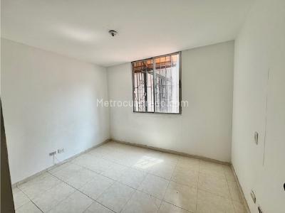Apartamento en venta en Quintas De Don Simon, Cali · foto 2 de 16