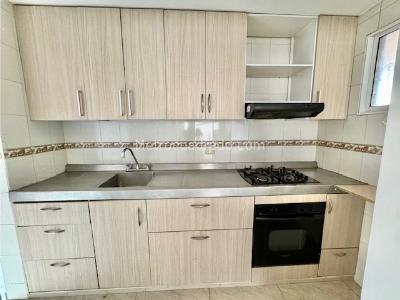 Apartamento en venta en Quintas De Don Simon, Cali · foto 4 de 16