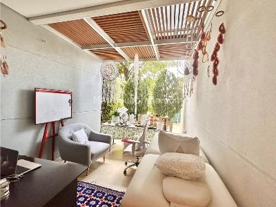 Apartamento de 3 alcobas en venta en Normandia, Cali, 232 m² · foto 2 de 20