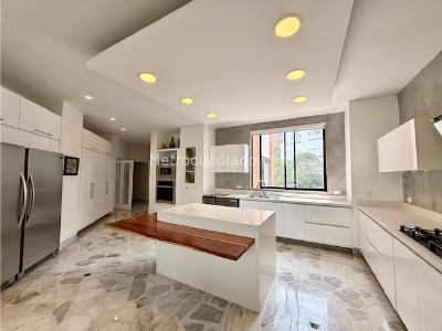 Apartamento de 4 alcobas en venta en Santa Teresita, Cali, 500 m² · foto 13 de 20
