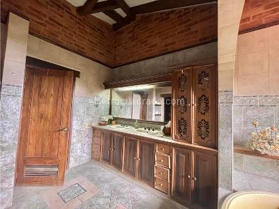 Casa de 4 alcobas en venta en Arroyohondo, Cali, 700 m² · foto 10 de 11