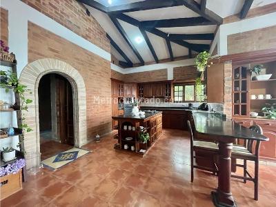 Casa de 4 alcobas en venta en Arroyohondo, Cali, 700 m² · foto 4 de 11