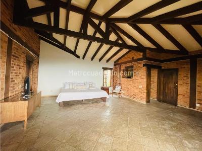 Casa de 4 alcobas en venta en Arroyohondo, Cali, 700 m² · foto 8 de 11