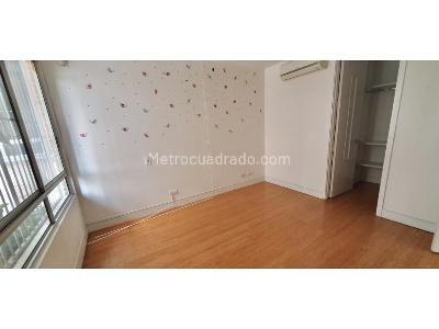 Apartamento de 3 alcobas en venta en Normandia, Cali, 222 m² · foto 7 de 9
