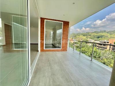 Apartamento de 3 alcobas en venta en Santa Teresita, Cali, 243 m² · foto 2 de 16