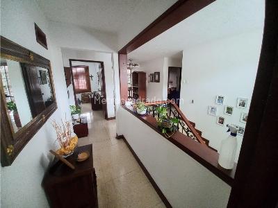 Casa de 4 alcobas en venta en La Flora, Cali, 405 m² · foto 6 de 20