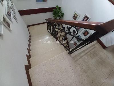 Casa de 4 alcobas en venta en La Flora, Cali, 405 m² · foto 9 de 20