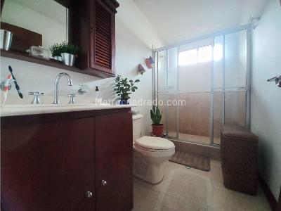 Casa de 4 alcobas en venta en La Flora, Cali, 405 m² · foto 12 de 20