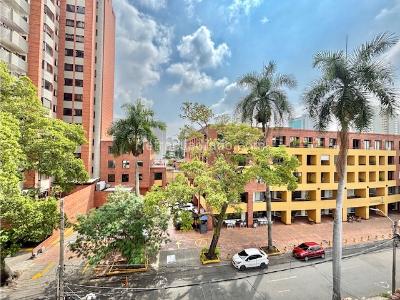 Apartamento de 3 alcobas en venta en Centenario, Cali, 196 m² · foto 6 de 20