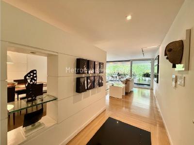 Apartamento de 2 alcobas en venta en Cristales, Cali, 200 m² · foto 3 de 20