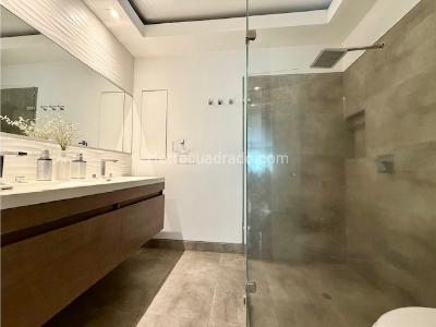 Apartamento de 2 alcobas en venta en Cristales, Cali, 200 m² · foto 12 de 20