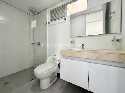 Apartamento de 3 alcobas en venta en Seminario, Cali, 94 m² · foto 13 de 19