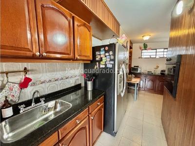 Apartamento de 3 alcobas en venta en Santa Teresita, Cali, 158 m² · foto 13 de 20