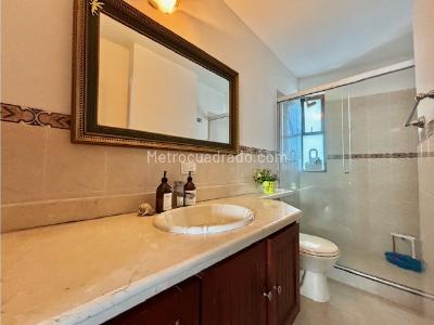 Apartamento de 3 alcobas en venta en Santa Teresita, Cali, 158 m² · foto 14 de 20
