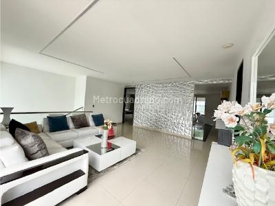 Casa de 5 alcobas en venta en Pance, Cali, 744 m² · foto 18 de 20