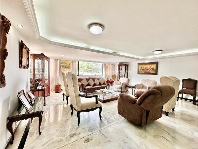 Apartamento de 3 alcobas en venta en El Bosque, Cali, 186 m² · foto 3 de 5
